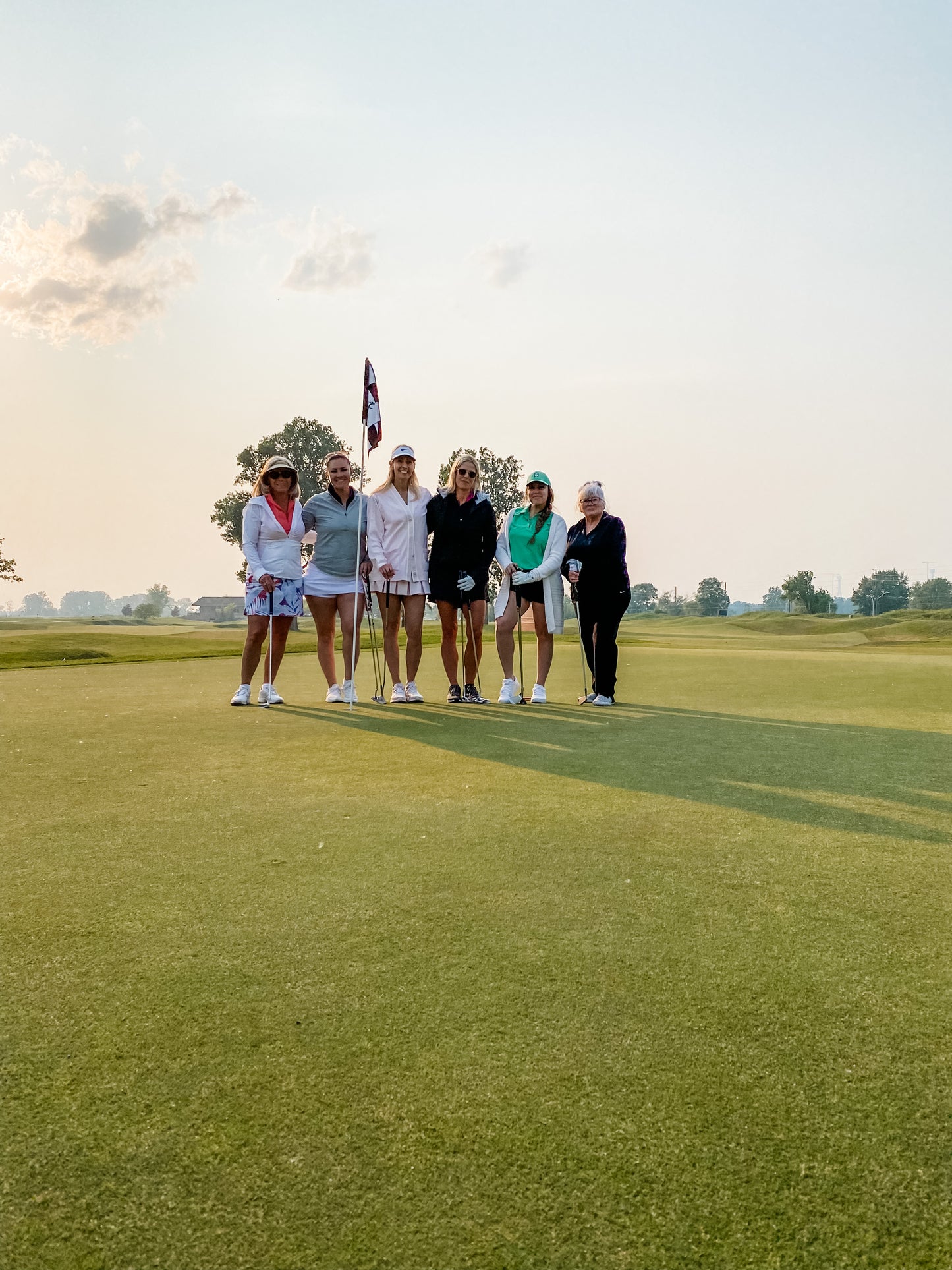 SIP & SOCIAL - 5 Week Women's Learn-to-Golf Clinic