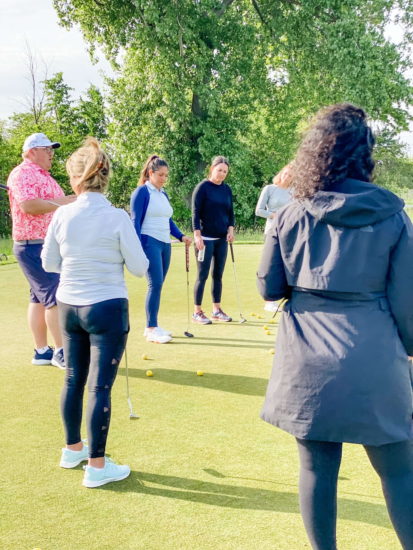 SIP & SOCIAL - 5 Week Women's Learn-to-Golf Clinic